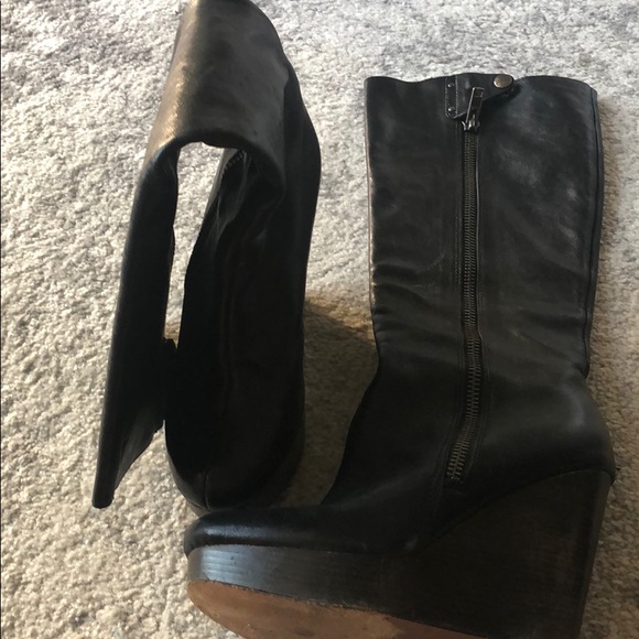 Super Coach Black Leather Platform Heel Boots! - Picture 1 of 5